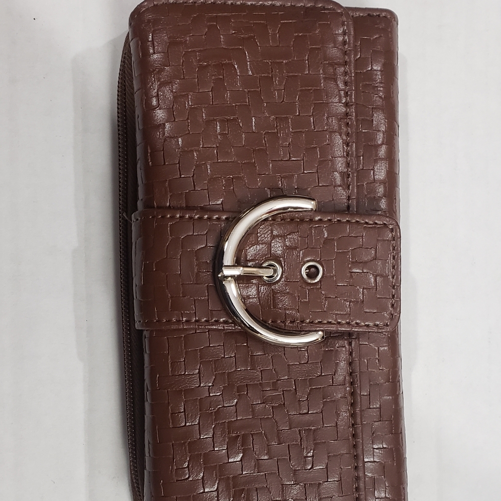 20 brand new gold coast women's wallets